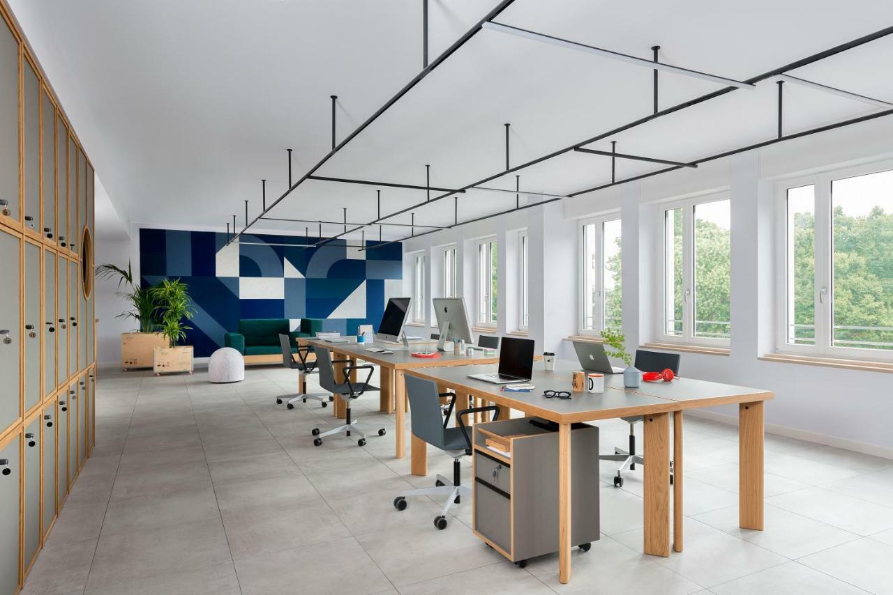 Bnbiz - Coworking Hotel フィオレンツオーラ・ダルダ エクステリア 写真