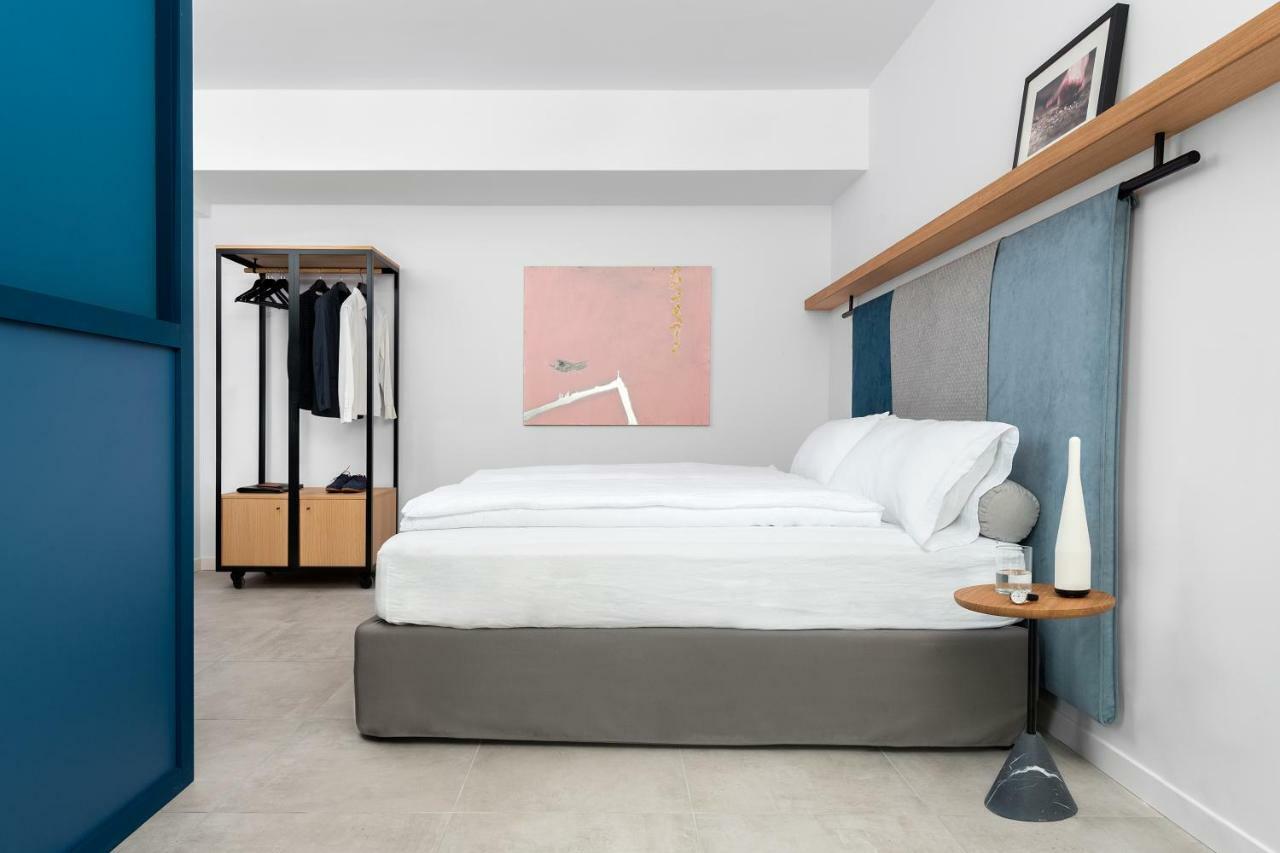 Bnbiz - Coworking Hotel フィオレンツオーラ・ダルダ エクステリア 写真