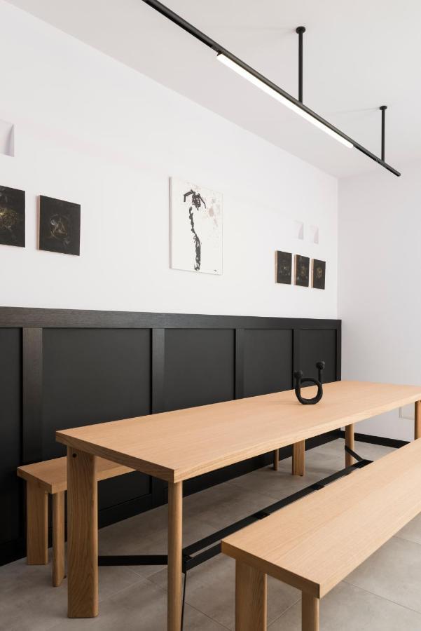 Bnbiz - Coworking Hotel フィオレンツオーラ・ダルダ エクステリア 写真